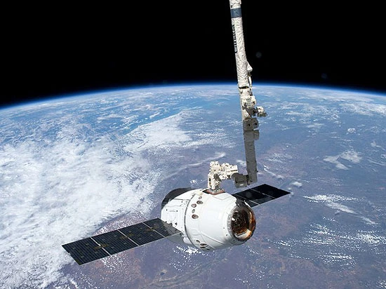 Artis Magnae Artilleriae, Buran, Dragon V2, Dream Chaser, K. Semenavičius, Space Shuttle, SpaceX, White Knight, X-37B Artis Magnae Artilleriae, Buran, Dragon V2, Dream Chaser, K. Semenavičius, Space Shuttle, SpaceX, White Knight, X-37B