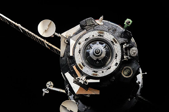 iss-45_tma-16m atsijungimas