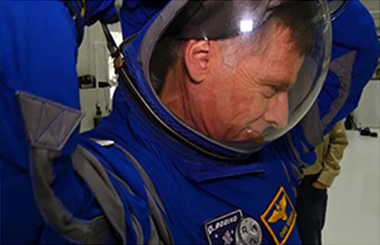 02BoeingBlue_helmet