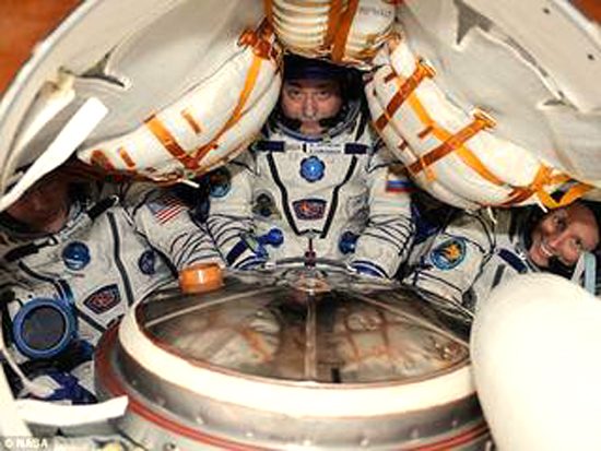 Soyuz TMA_inner