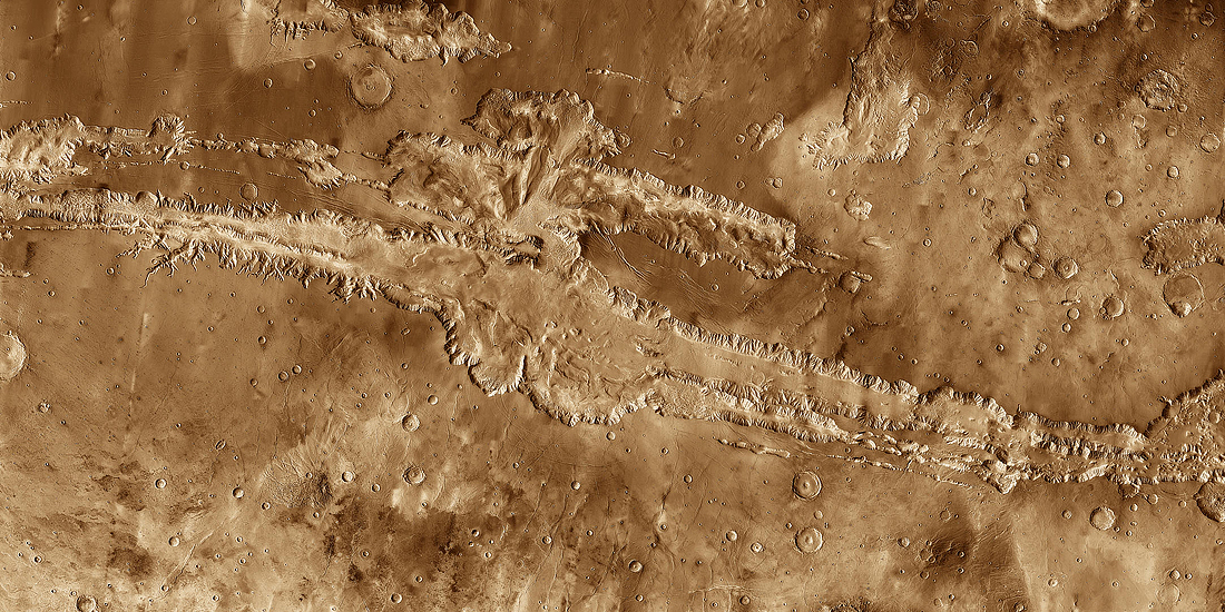 Marsas Kanjonas The_Grand_Canyon_of_Mars-Valles_Marineris