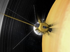 Cassini, Saturn, Titan, Voyager, Cassini at Saturn