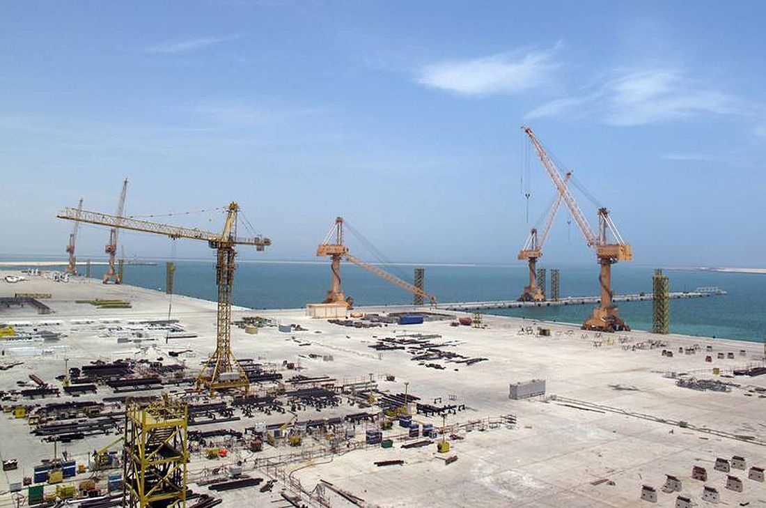 Omano Dugm port