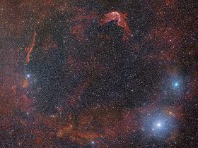 įvykiai SN 185