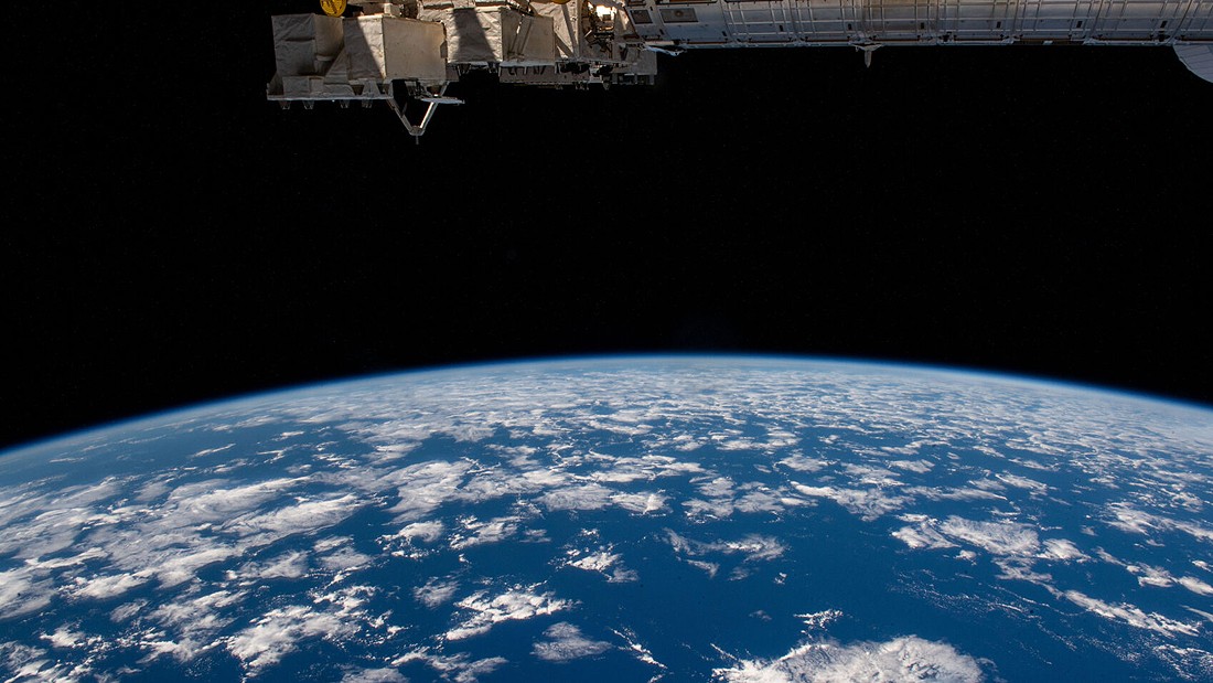 Sveicarija Artemis ISS064-E-6316_-_View_of_Earth-photo-by-NASA