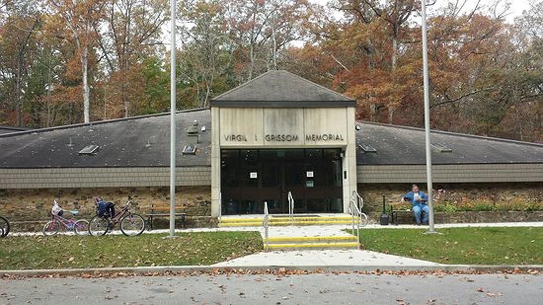 sumustinis Grissom memorial museum sumustinis Grissom memorial museum